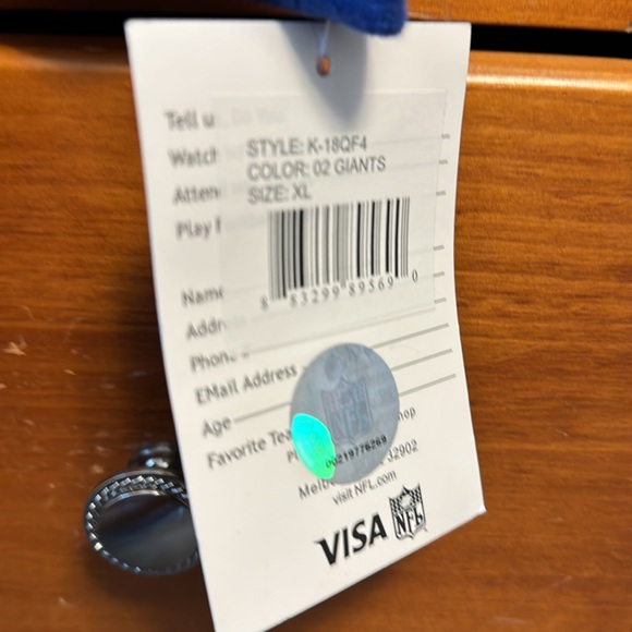 Boys XL New York Giants hoodie sweatshirt. Never worn with tags. - Picture 2 of 5